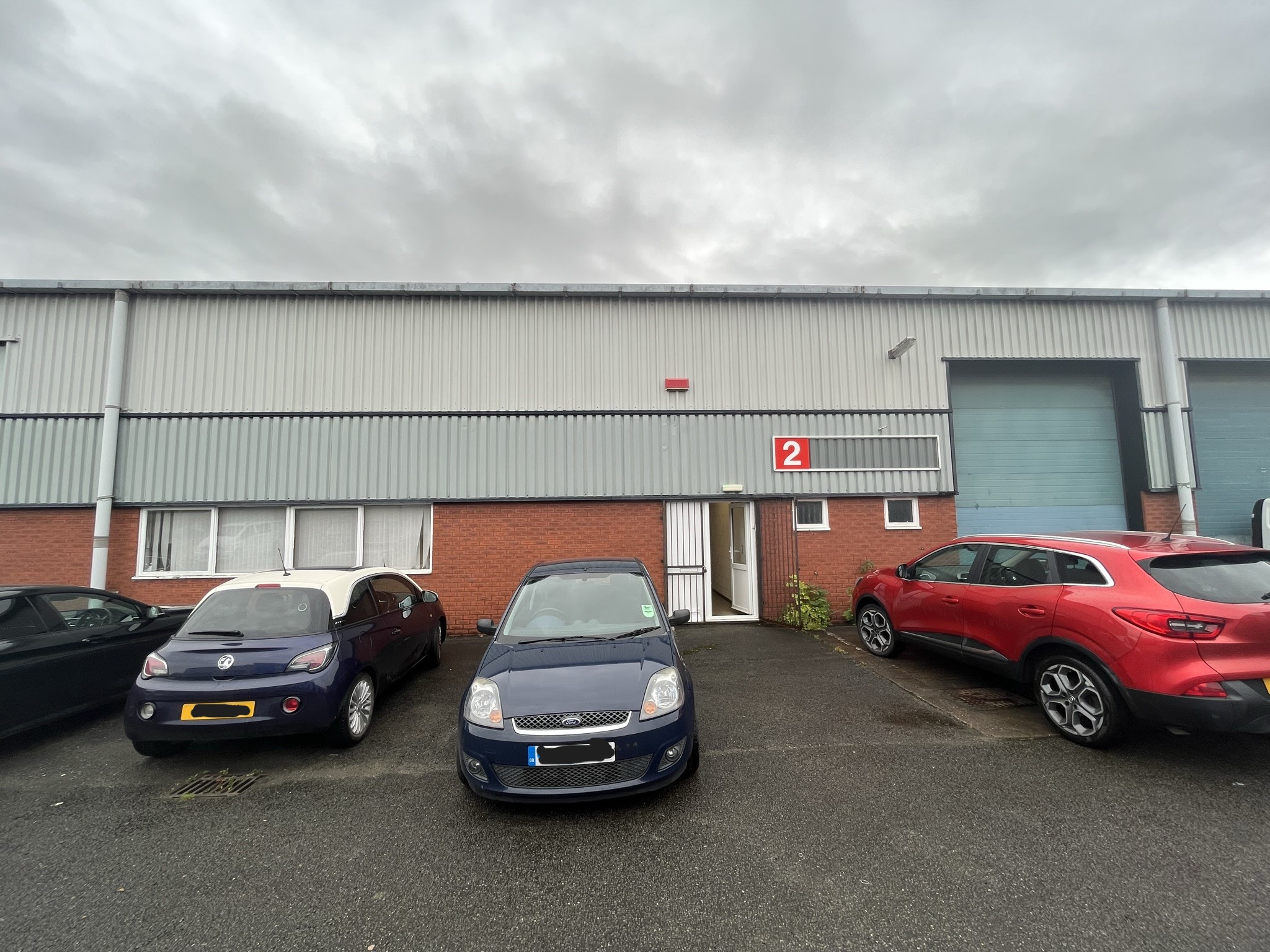 Commercial Units to let Swadlincote Boxpod